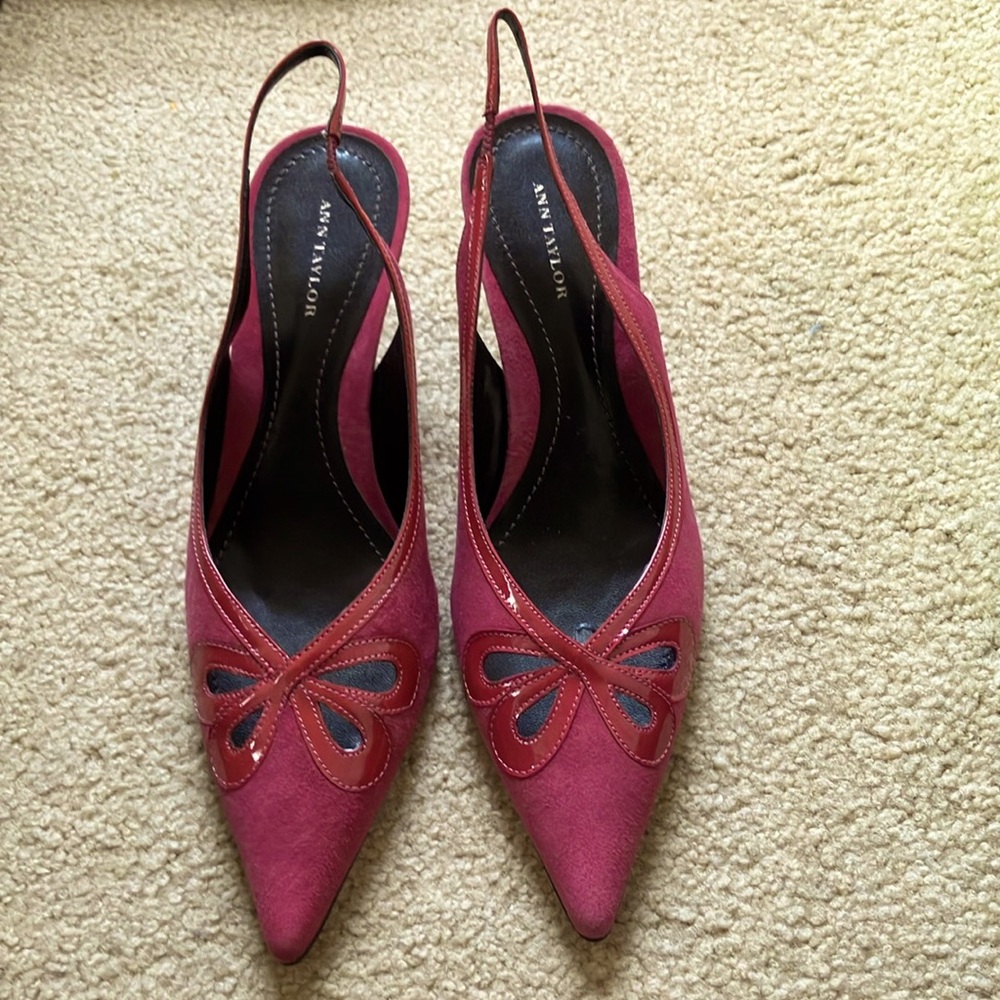 NWT VINTAGE Ann Taylor pointed toe suede and leather sling back   Medium pink
